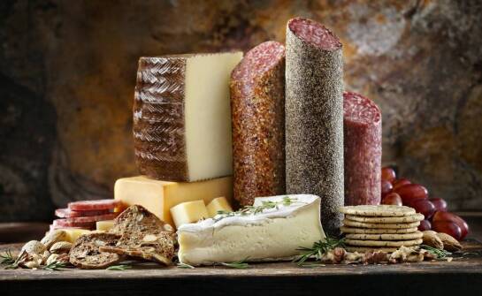 Rola stabilnej temperatury w procesie wędzenia serów zimnym dymem