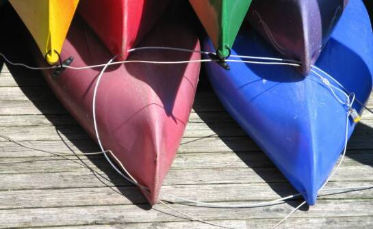 Przyjazne dla środowiska rozwiązania w produkcji odbojnic dla łodzi