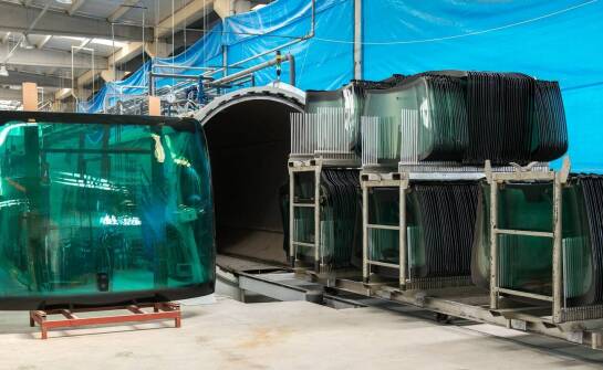 Rola wysokiej przejrzystości szyb w bezpieczeństwie podróży