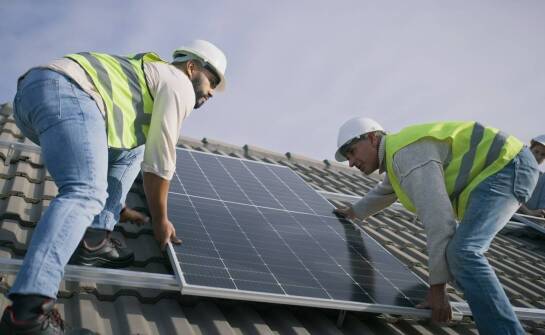 Jak doświadczenie montażowej ekipy przekłada się na energetyczną efektywność?