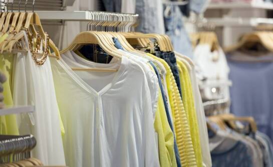 Nowe trendy w modzie od producenta damskiej odzieży