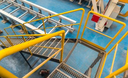 Stalowe odbojnice nierdzewne jako element strategii bezpieczeństwa w przemyśle