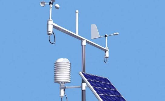 Jak wybrać odpowiednią meteo stację pogody dla specyficznych potrzeb przemysłowych?