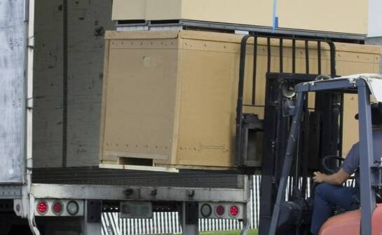 Przewóz dużych gabarytów - jak organizujemy transport dużych mebli