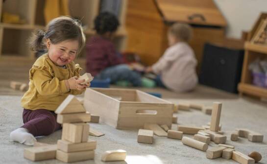 Zastosowanie zasad Montessori w aranżacji pokoju dla odkrywcy małego