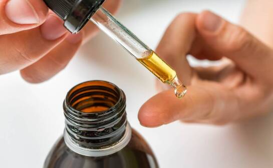 Jak stosować serum z witaminą C, aby uzyskać najlepsze pielęgnacyjne efekty?