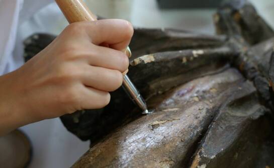 Jakie są najczęstsze wyzwania przy użyciu markera Toma do renowacji pomników?