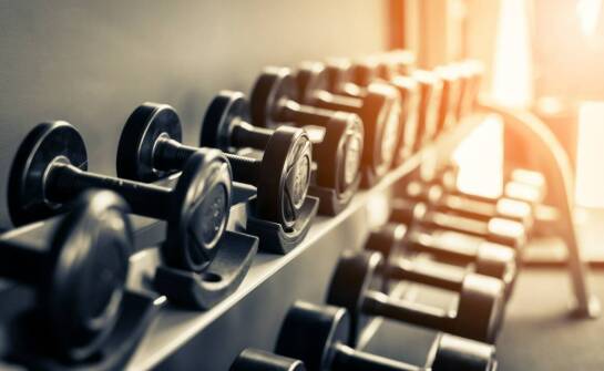 Jakie są najczęstsze błędy przy wyborze gimnastycznej drabinki do domu?