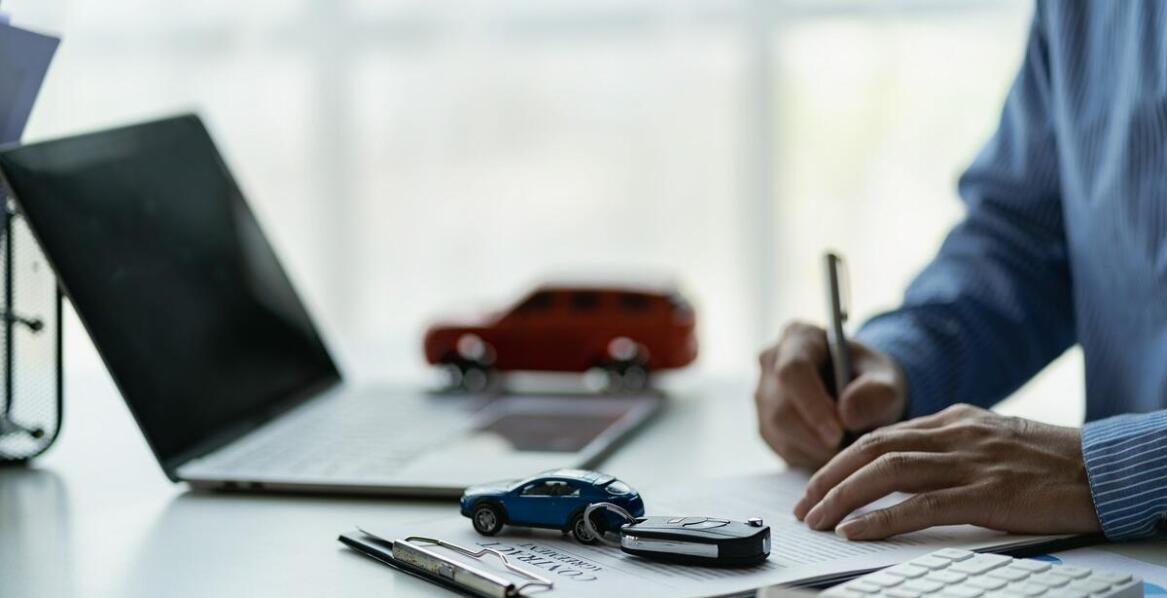 Proces tłumaczenia austriackiego dowodu rejestracyjnego – krok po kroku