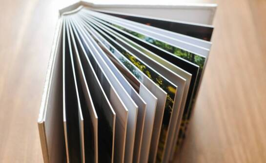 Jak stworzyć indywidualną historię poprzez rodzinną fotografię?