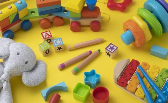 Ciekawe pomysły na prezenty dla dzieci i młodzieży do 100 zł