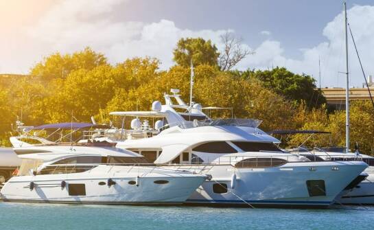 Jak działa standard CRMA w transmisji danych na jachtach?