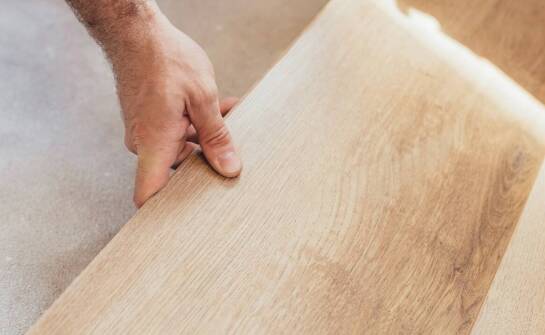 Oszczędności dzięki winylowym panelom: długoterminowa analiza kosztów