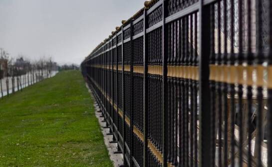 Wpływ warunków atmosferycznych na trwałość ogrodzeniowych systemów