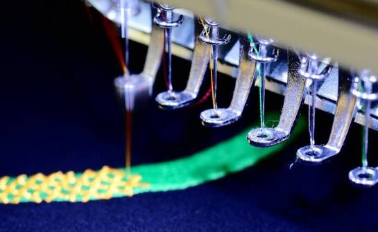 Wpływ personalizacji na unikalność haftowanego sztandaru