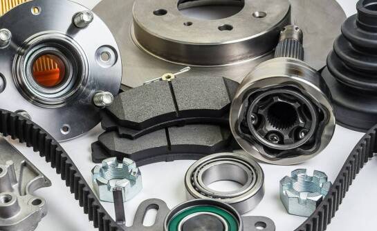 Różnorodność części blacharskich do Renault – co oferujemy dla klientów?