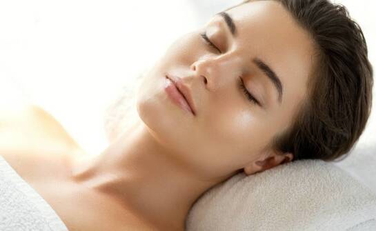 Face-lifting – jakie są najczęstsze mity związane z tym zabiegiem?