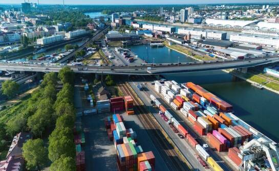 Wpływ procedur celnych na import i eksport w regionie pomorskim