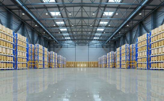 Przestrzeń magazynowa dla e-commerce – jak mogą pomóc kontenery?