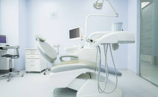 Jak wybrać odpowiedni stomatologiczny unit do swojego gabinetu?