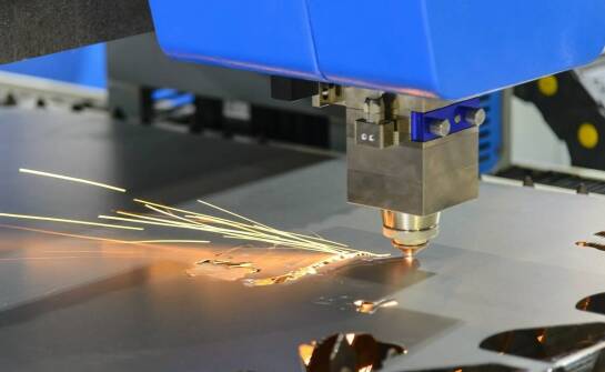 Wycinanie laserowe w metalu: możliwości personalizacji dla produktów