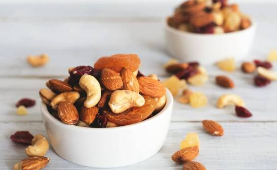 Rola sklepu z bakaliami i orzechami w kształtowaniu zdrowych nawyków