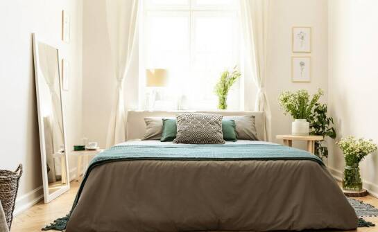 Czy tapicerowane łóżko z pojemnikiem jest odpowiednie dla alergików?