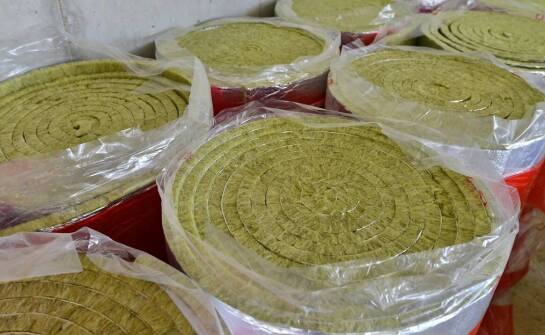 Jak dobrać odpowiednią grubość szklanej wełny do izolacji?