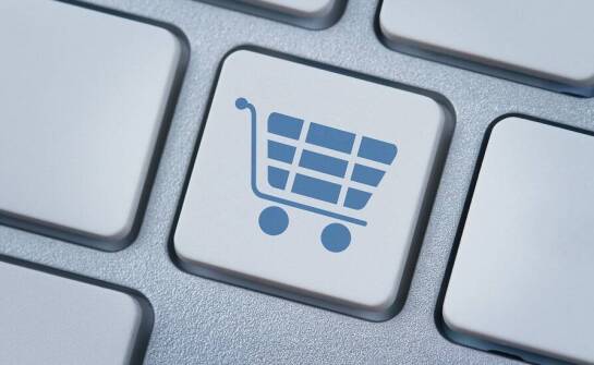 Reklamacje i gwarancje w kontekście przepisów dotyczących e-commerce