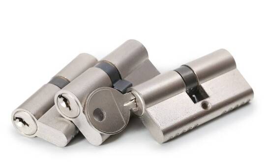 Zalety i zastosowanie wkładki Abus D10 w nowoczesnym budownictwie