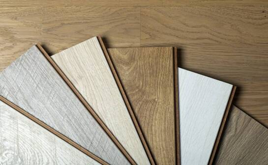 Podłogowe dekory: jakie materiały są obecnie najpopularniejsze?