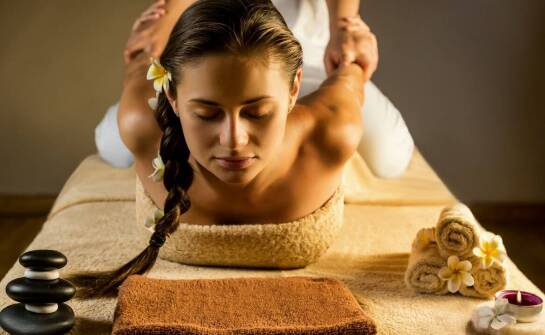 Masaż tajski w Karpaczu: Klucz do relaksu głębokiego