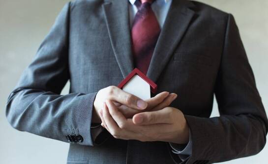 Jak agent nieruchomości w Opolu wpływa na bezpieczeństwo transakcji?