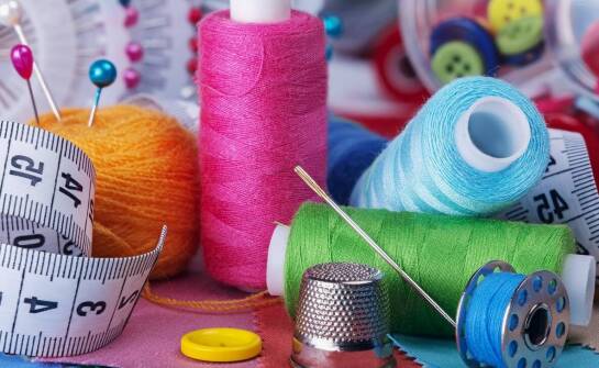 Najlepsze nici do maszyn dla haftowanych projektów – co warto wiedzieć?