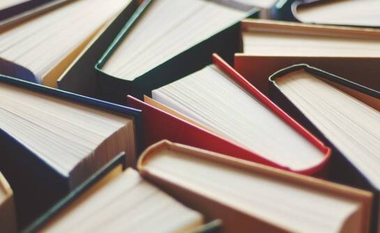 Książki, które odkrywają tajemnice milionerów amerykańskich – które wybrać?