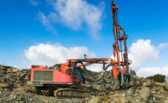 Jakie są najczęstsze wyzwania podczas użytkowania pras do betonu?
