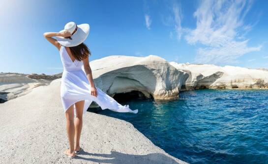 Jakie akcesoria dopełnią stylizację z tuniką w rozmiarze 5XL?