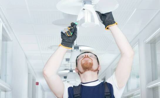 Wpływ pomiaru natężenia oświetlenia na zmniejszenie ryzyka zawodowego