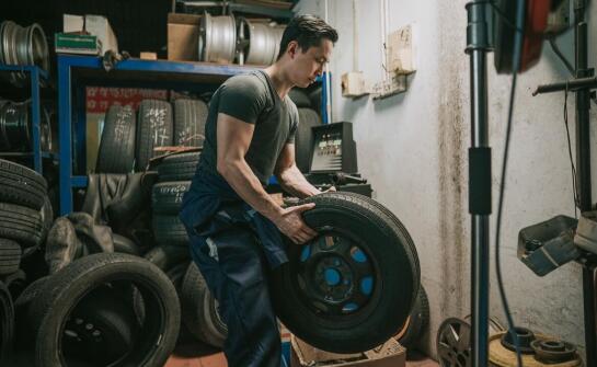 Jak zapewniamy wysoką jakość mobilnych usług wulkanizacji?