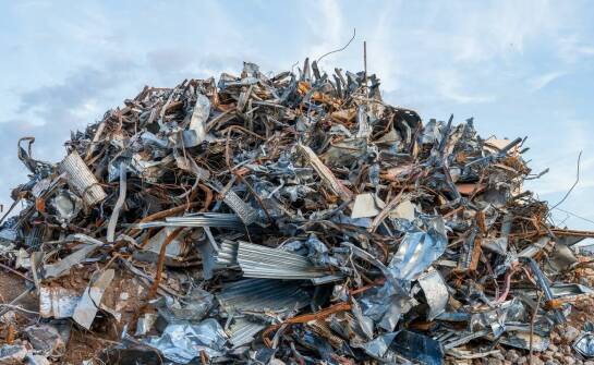 Rola skupu złomu w walce ze zanieczyszczeniem środowiska