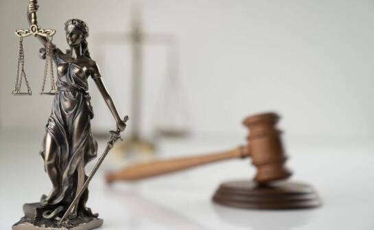 Jak przebiega postępowanie sądowe o korektę metrykalnej płci?