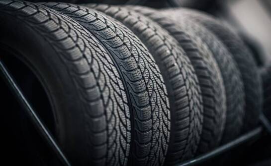 Wpływ jakości ogumienia na zadowolenie klientów w Magna Tyres Poland