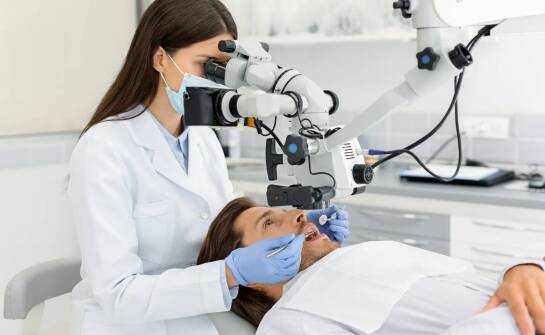 Przegląd nowoczesnych technologii w leczeniu kanałowym pod mikroskopem