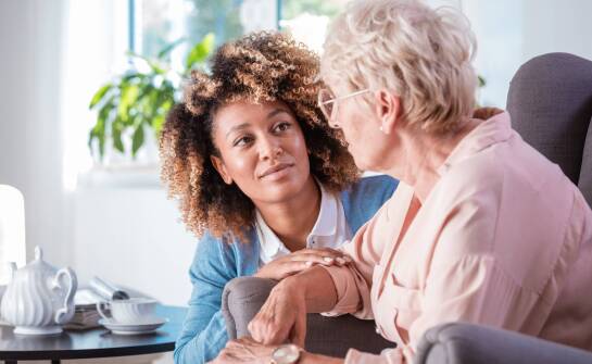 Jakie formy psychologicznego wsparcia są dostępne dla seniorów?