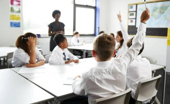 Kursy języka angielskiego – jak pomagamy utrzymać motywację u uczniów?