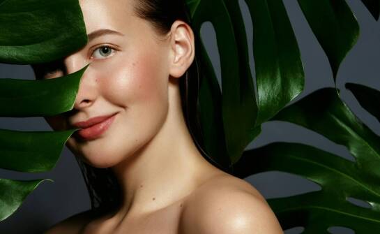 Alkohol i jego wpływ na zdrowie skóry: Jak terapia może pomóc w regeneracji?