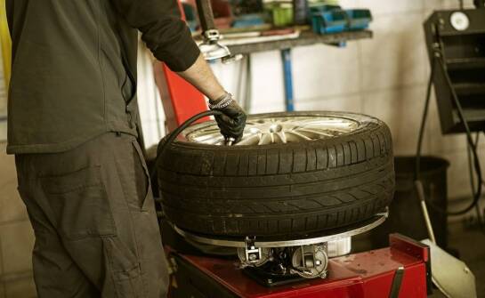 Znaczenie profesjonalnej wulkanizacji dla bezpiecznej jazdy