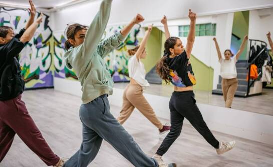 Dlaczego taneczny obóz to idealna przestrzeń do rozwijania tanecznych pasji?