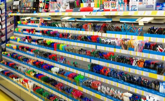 Innowacyjne rozwiązania w ofercie hurtowni biurowych artykułów