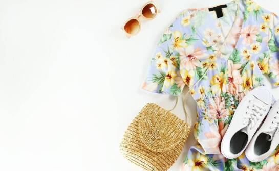 Damska tunika – jak dopasować ją do sylwetki, by wyglądać stylowo?